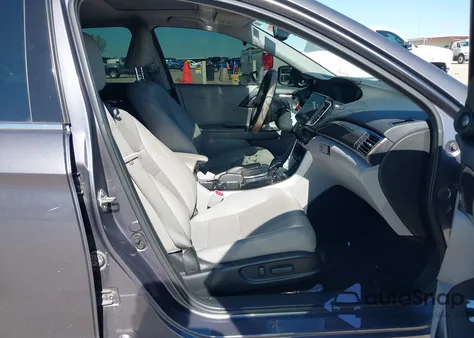 2016 Honda Accord Ex-L V-6 z USA, uszkodzony, nr VIN 1HGCR3F86GA002262